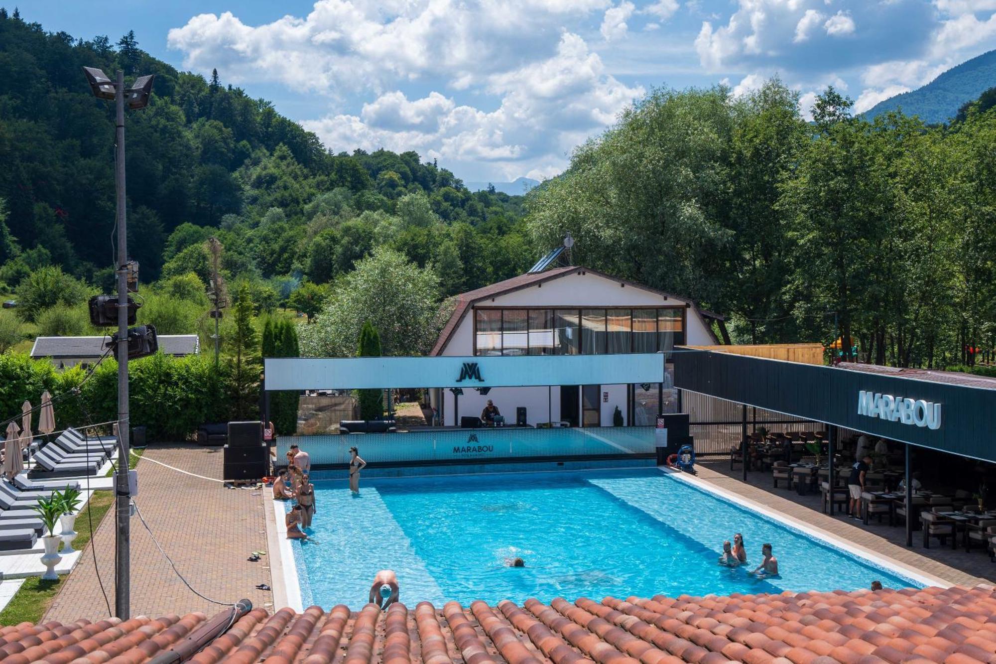 Marabou Resort Брашов Екстер'єр фото